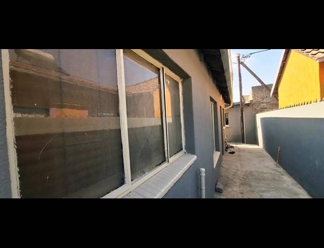3 BEDROOM HOUSE FOR SALE IN EBONY PARK